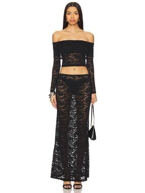 Superdown parise maxi set small/xs top and skirt